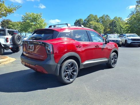 New 2026 Nissan Kicks SR w/ Illumination Package image 3