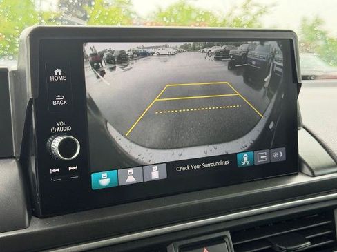 Used 2024 Honda Pilot EX-L image 5