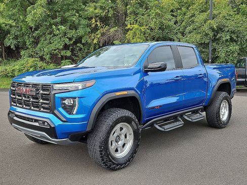 Certified 2024 GMC Canyon AT4X image 3