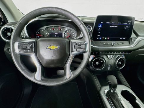 Used 2026 Chevrolet Blazer LT FWD image 10