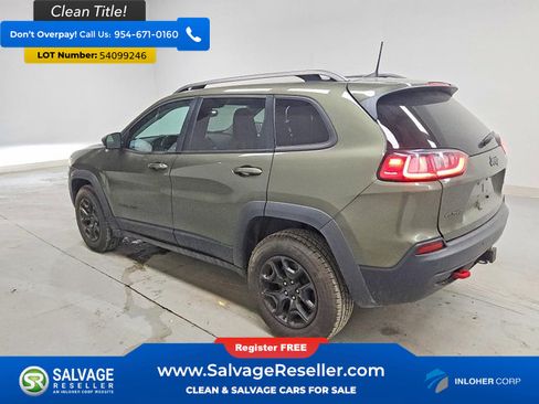 Used 2019 Jeep Cherokee Trailhawk w/ Trailer Tow Group AWD/4WD image 3