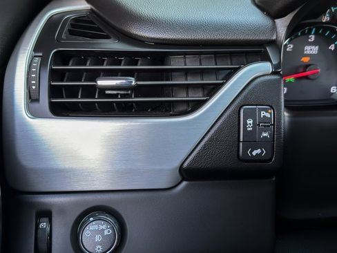 Used 2020 GMC Yukon SLT w/ Open Road Package image 31