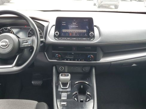 Used 2023 Nissan Rogue SV FWD image 23