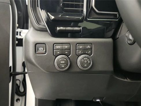 New 2026 Chevrolet Silverado 1500 ZR2 AWD/4WD image 25