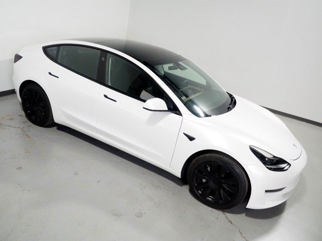 Used 2023 Tesla Model 3 RWD image 13