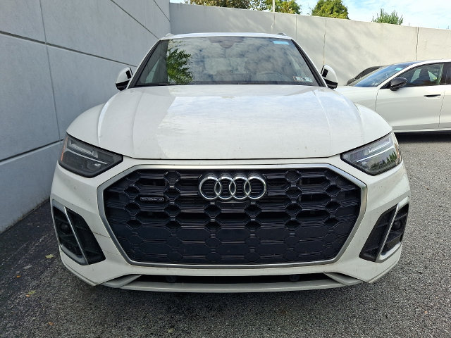 Used 2024 Audi Q5 e Premium Plus w/ Premium Plus Package AWD/4WD image 2