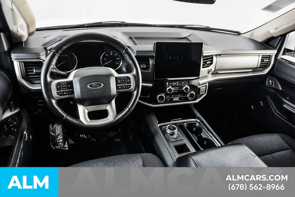 Used 2024 Ford Expedition XLT RWD image 26