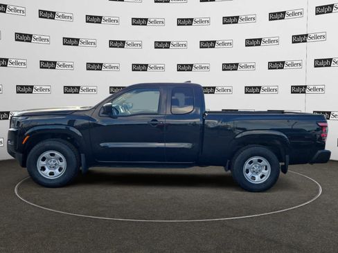 Used 2022 Nissan Frontier S w/ Technology Package image 3