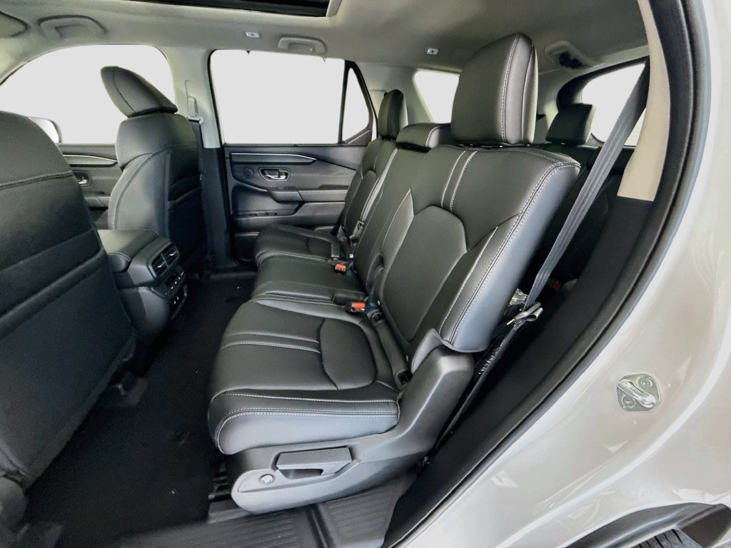 New 2026 Honda Pilot Touring image 21