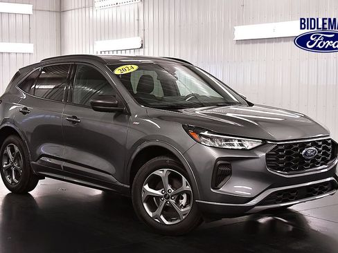 Used 2024 Ford Escape ST-Line w/ Tech Pack #1 AWD/4WD image 1