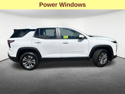 Used 2025 Chevrolet Equinox LT AWD/4WD image 11