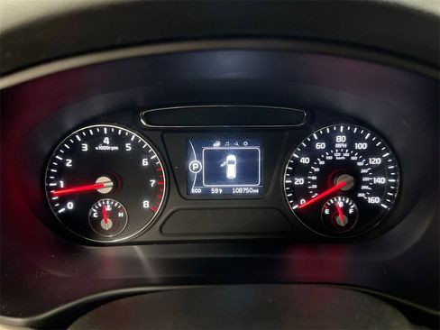 Used 2018 Kia Sorento LX image 10