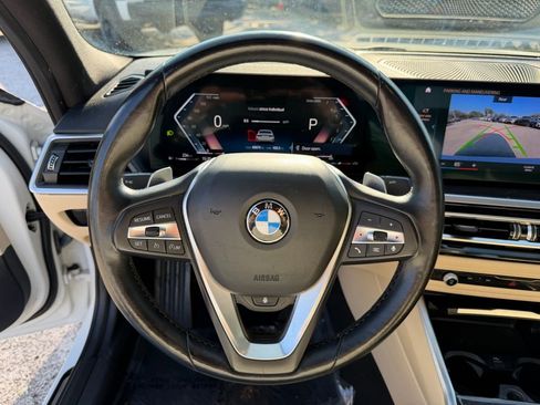 Used 2023 BMW 330i Sedan w/ Premium Package image 17