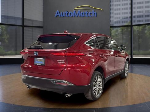 Used 2022 Toyota Venza Limited image 10