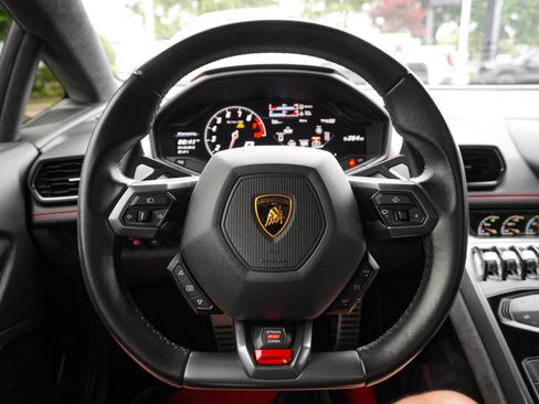 Used 2016 Lamborghini Huracan LP 580-2 RWD image 18