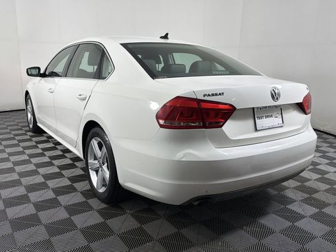 Used 2014 Volkswagen Passat 1.8T image 4