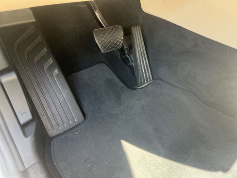 Used 2021 BMW X3 xDrive30i w/ Convenience Package image 17