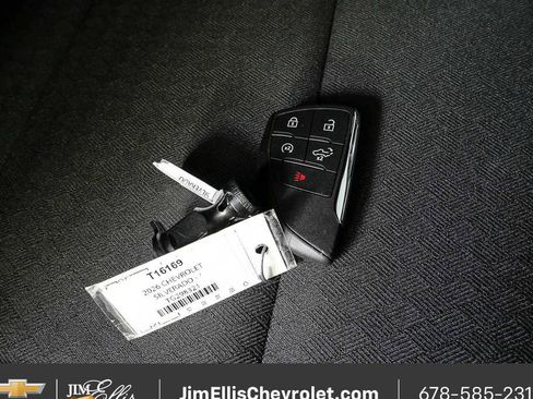 New 2026 Chevrolet Silverado 1500 Custom Trail Boss w/ Dark Appearance Package AWD/4WD image 23
