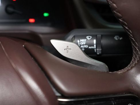 Used 2019 Lexus ES 350 w/ Premium Package FWD image 24