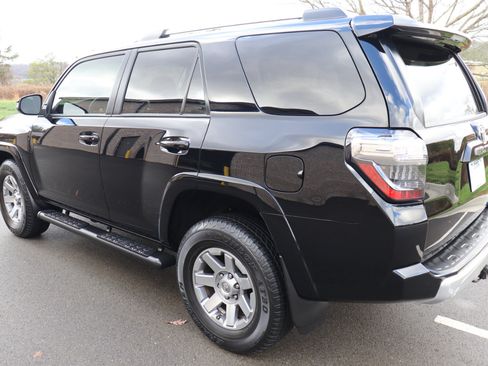 Used 2016 Toyota 4Runner Trail Premium image 10