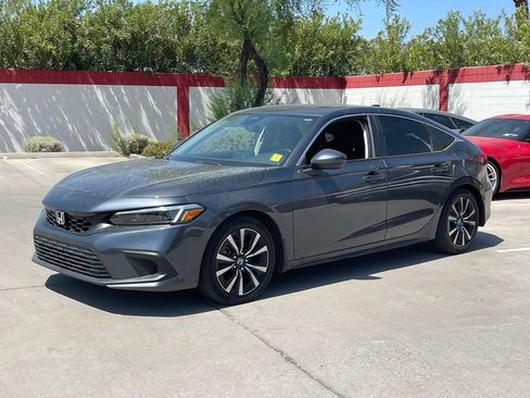 Used 2024 Honda Civic EX-L image 4