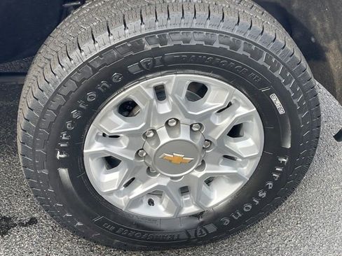 Used 2021 Chevrolet Silverado 3500 LT w/ Convenience Package image 24