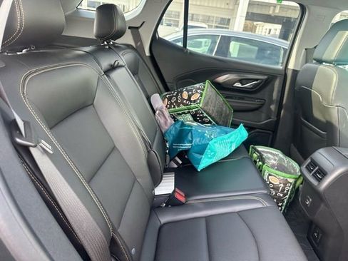 Used 2021 GMC Terrain SLT w/ Infotainment Package II image 11