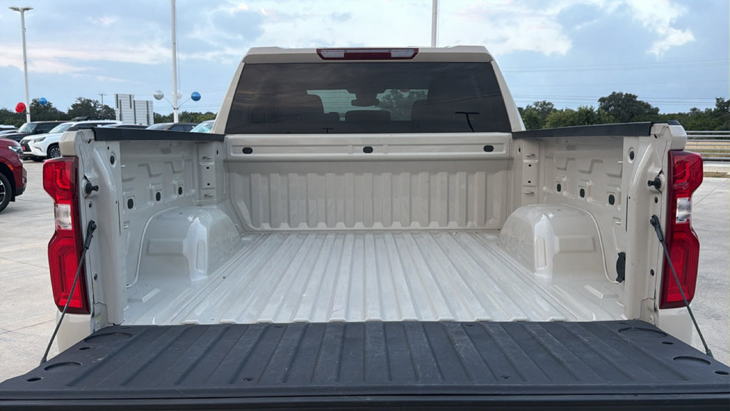 Used 2026 Chevrolet Silverado 1500 RST AWD/4WD image 28