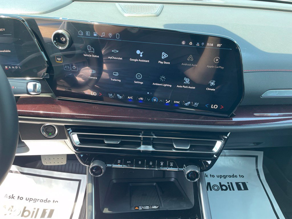 New 2026 Chevrolet Traverse RS w/ LPO, Floor Liner Package FWD image 23