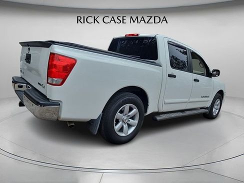 Used 2013 Nissan Titan SV w/ SV Value Truck Pkg image 8