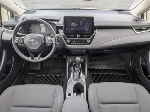 Used 2025 Toyota Corolla LE w/ Convenience Package FWD image 15