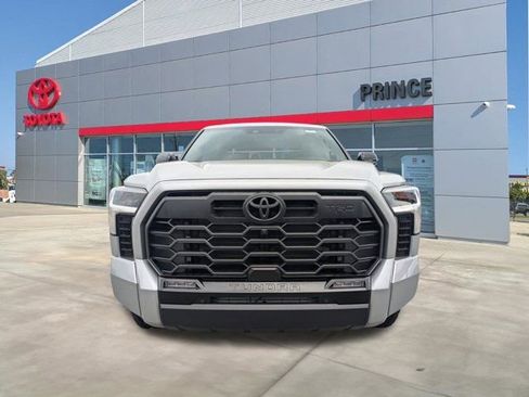 New 2026 Toyota Tundra Limited AWD/4WD image 9