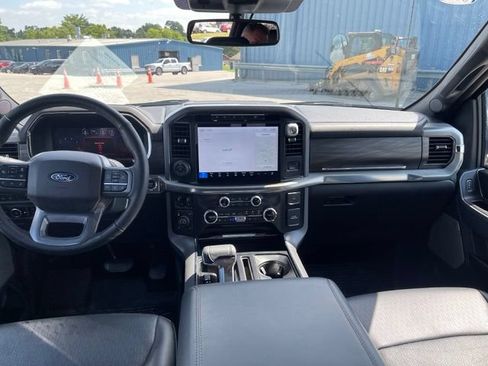 Used 2024 Ford F150 Lariat w/ Tow/Haul Package AWD/4WD image 3