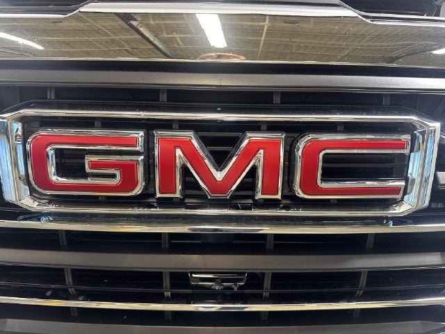 Used 2025 GMC Sierra 3500 SLT w/ SLT Premium Package AWD/4WD image 9