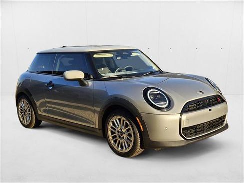 Used 2025 MINI Cooper S image 6