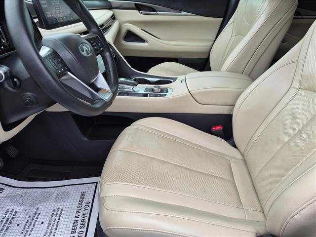 Used 2025 INFINITI QX60 Luxe w/ Vision Package FWD image 16