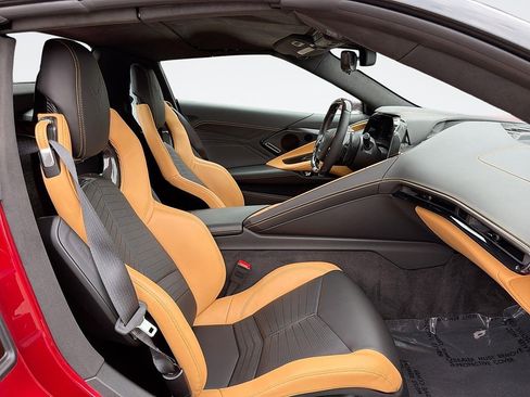 Used 2025 Chevrolet Corvette E-Ray w/ Stealth Interior Trim Package AWD/4WD image 32