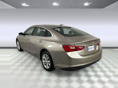 Used 2024 Chevrolet Malibu LT FWD image 3