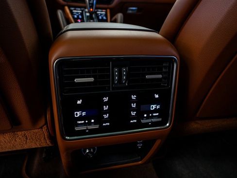 Used 2023 Porsche Cayenne GTS image 58