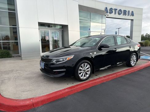 Used 2018 Kia Optima EX w/ Premium Package FWD image 8