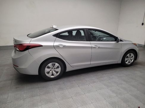 Used 2016 Hyundai Elantra SE FWD image 10