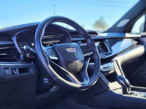 Used 2024 Cadillac XT6 Sport AWD/4WD image 18