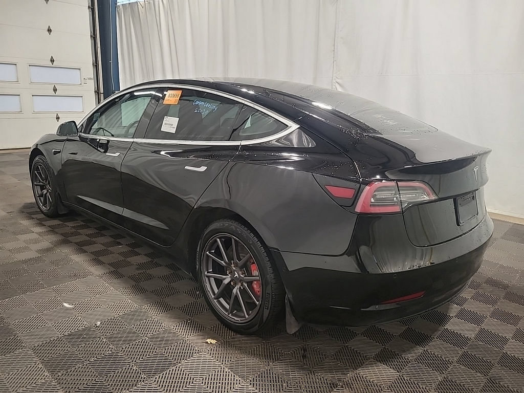 Used 2019 Tesla Model 3 Mid Range RWD image 4