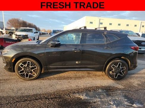 Used 2023 Chevrolet Blazer RS w/ Driver Confidence II Package image 4