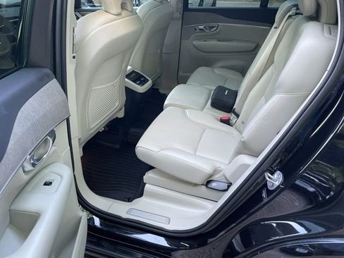 Certified 2023 Volvo XC90 B6 Plus w/ Protection Package Premier AWD/4WD image 12