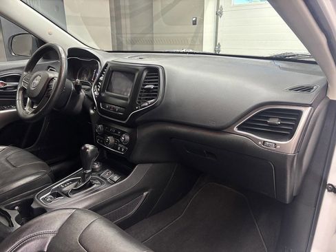 Used 2021 Jeep Cherokee Latitude Lux AWD/4WD image 25