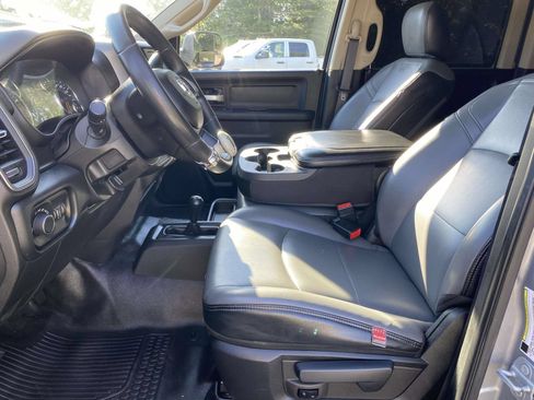 Used 2019 RAM 3500 Tradesman w/ Chrome Appearance Group AWD/4WD image 14