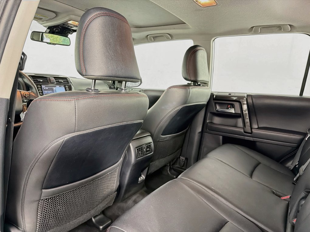 Used 2021 Toyota 4Runner TRD Off-Road Premium w/ Moonroof Package AWD/4WD image 35
