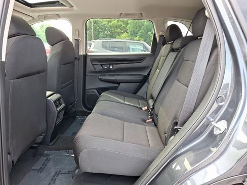 Used 2025 Honda CR-V EX image 10