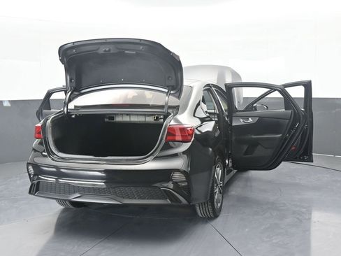 Used 2023 Kia Forte LXS w/ LXS Technology Package image 69